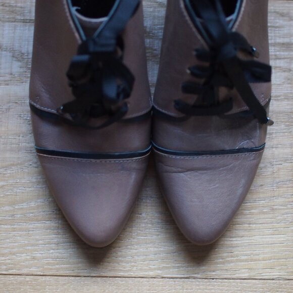 Tahari | Leather Lace-Up Booties - Picture 4 of 7